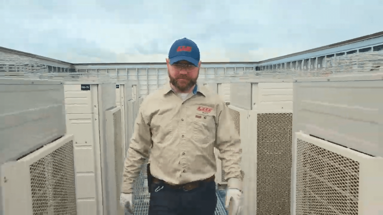 Lee Company HVAC technician