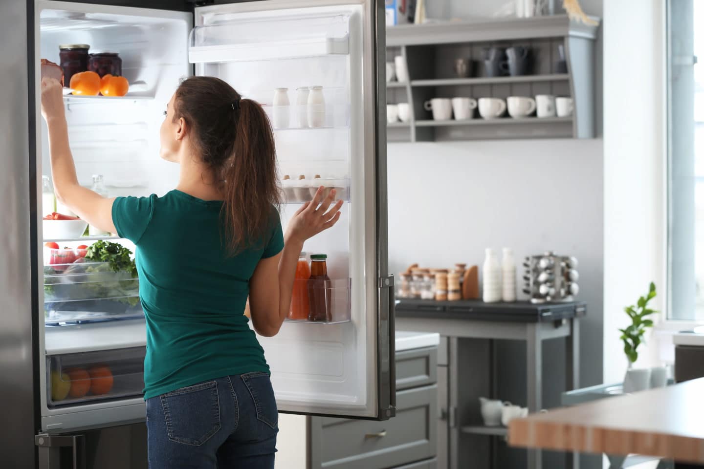 What To Do If Your Refrigerator Isn't Cooling? Lee Company