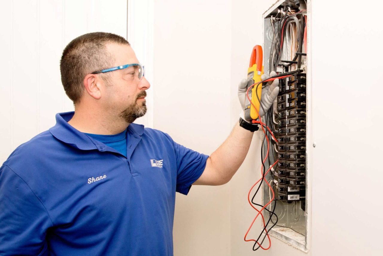 Electrical Maintenance - Lee Company