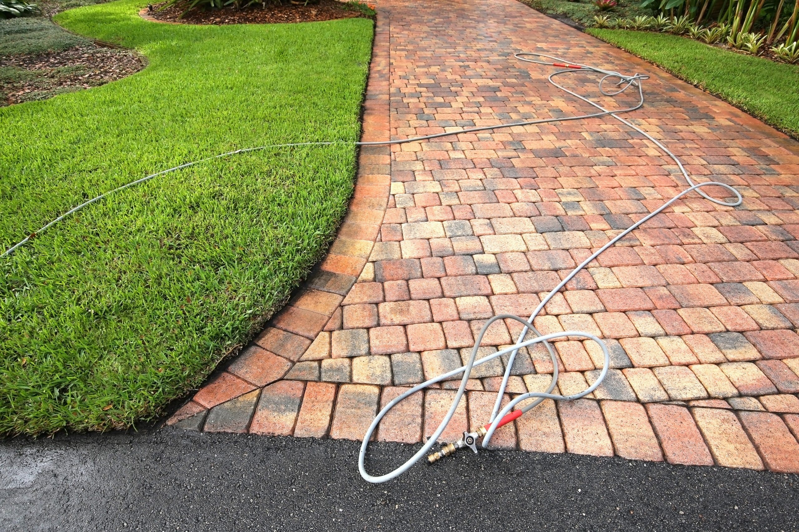 Seal Your Driveway to Keep It Looking New