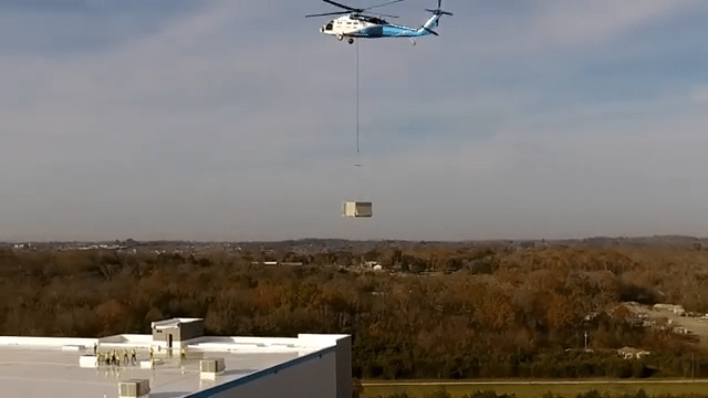 We-do-it-all_-helicopter-lifts