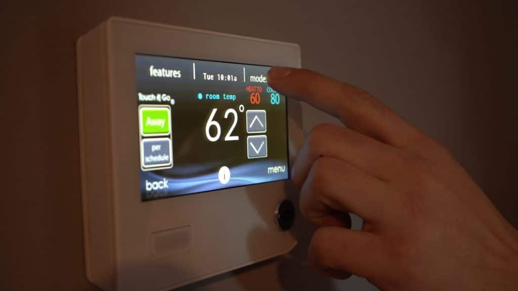 13 Benefits of Installing a Smart Thermostat in Your Home - Lee Company
