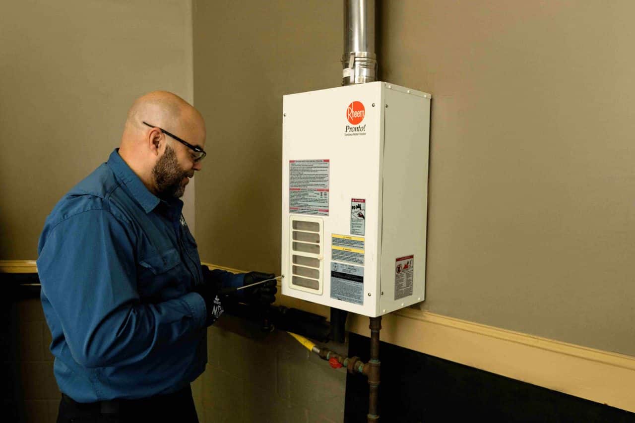 Save Money with These Water Heater Tips - Lee Company