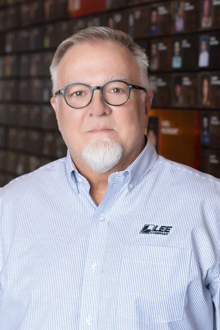 Executive Headshot of Steve Scott
