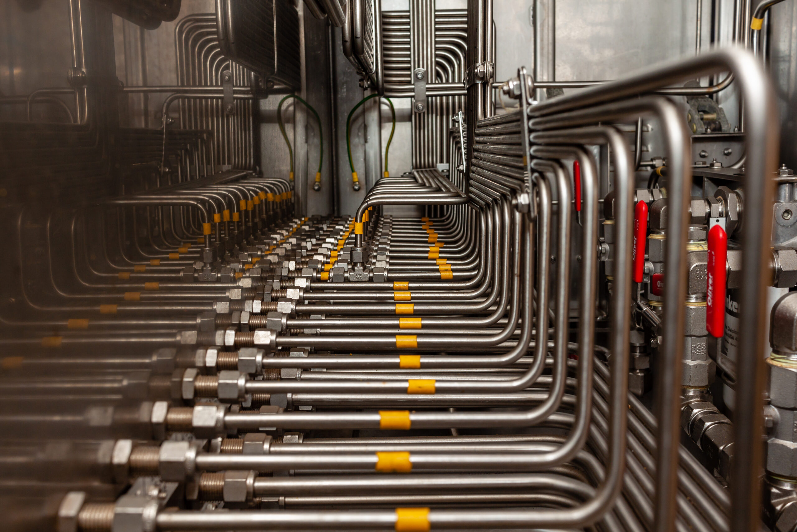 What is the Difference Between IPS and NPT Plumbing?