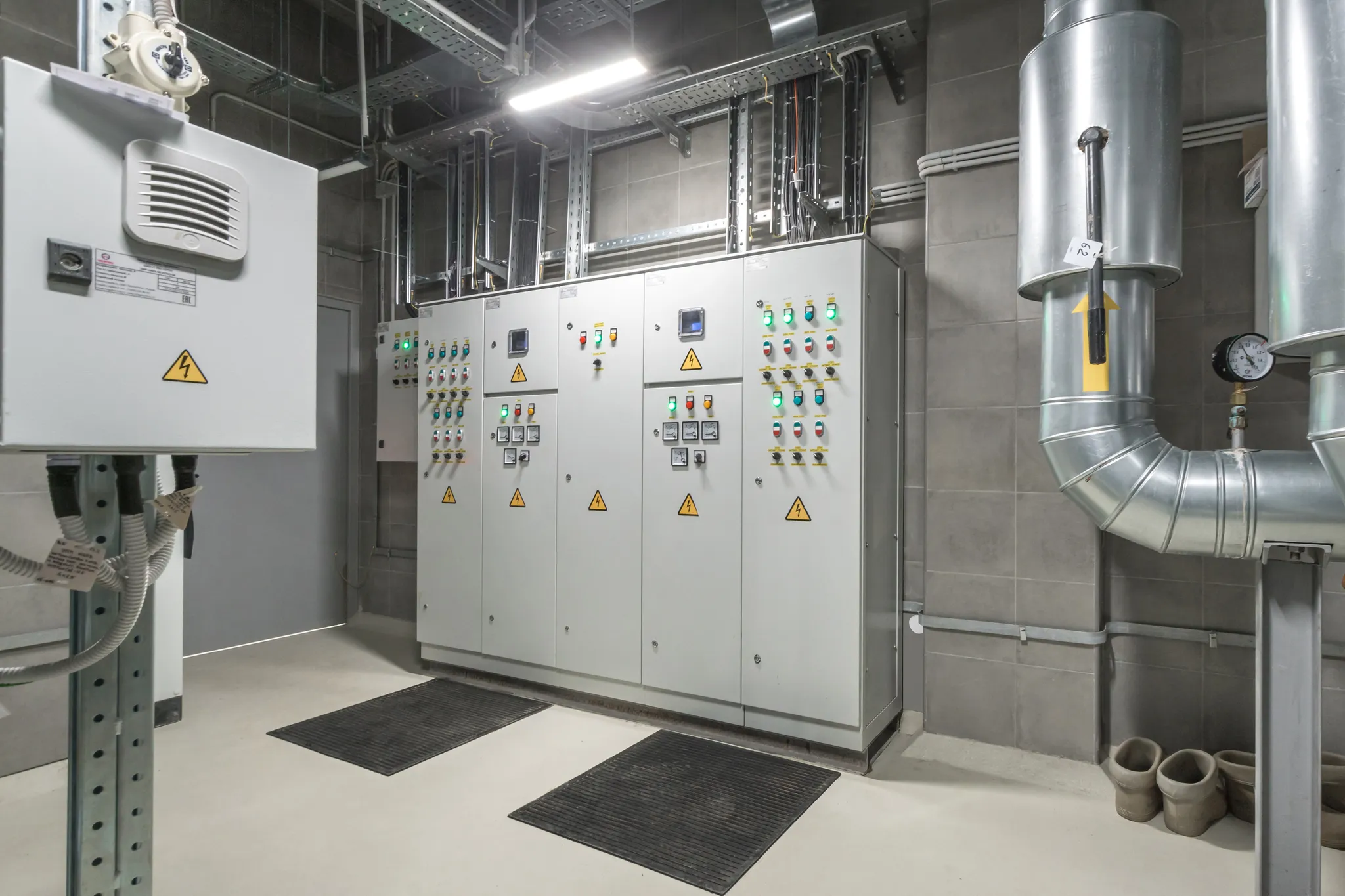Electrical Maintenance Strategies to Reduce Downtime